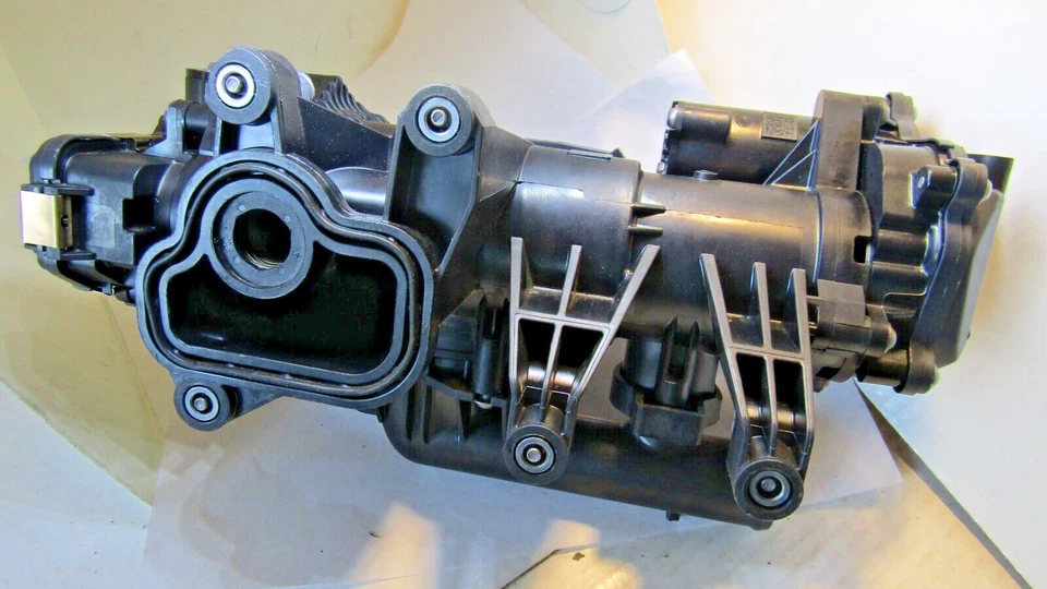 Genuine GM Engine Coolant Flow Control Valve 12716427 - Image 4 of 4