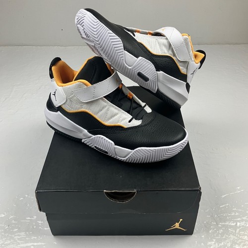 Zapatillas Jordan Stay Loyal para niños 3 años/para mujer 4,5 amarillas blancas y negras nuevas en caja - Imagen 9 de 15