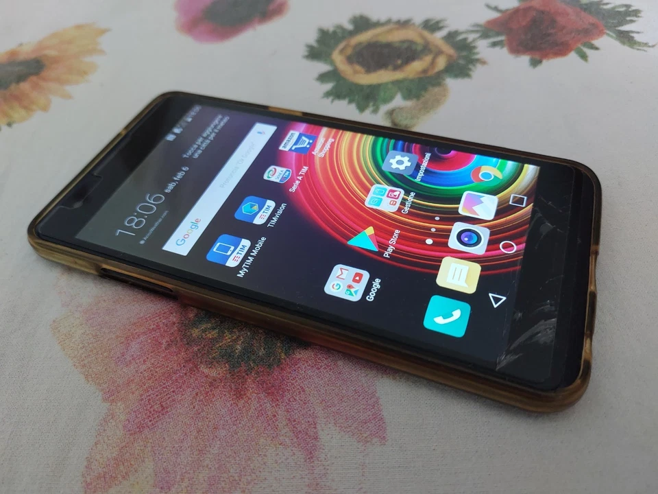 Smartphone LG X Power K220 Brand Tim - Immagine 2 di 4