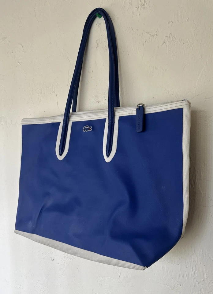 ¡Bolso de compras grande Lacoste! Azul y blanco 10,5 X 17,5 pulgadas Foto 3 de 4