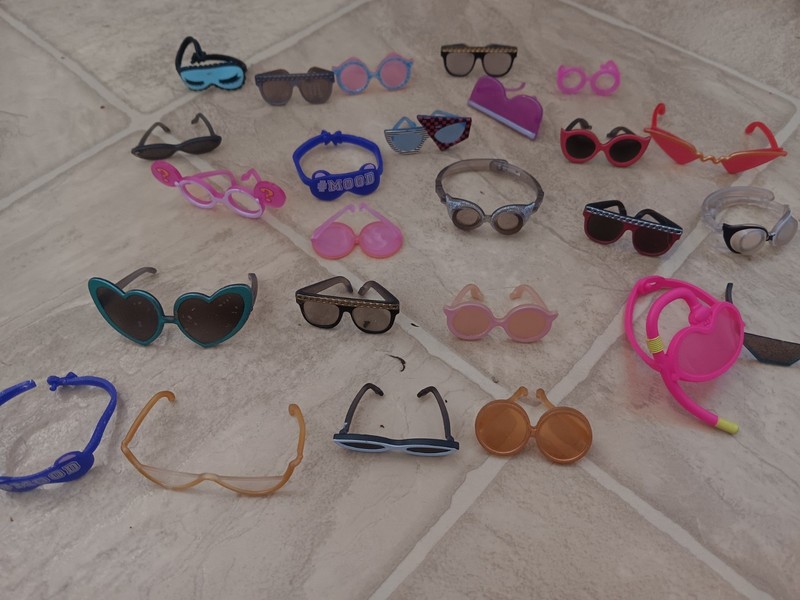 Lot 25pc LOL SUPRISE DOLL Glassaes Sunglasses mga Kids TOYS FIGURES