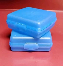 2 Tupperware 3752d-3 Blue sandwich keeper hinged clamshell locking