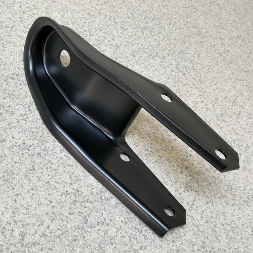 1963-1968 Corvette Front Differential Carrier Mount Bracket NEW - Foto 5 di 8