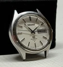 Vintage Seiko SQ Quartz 4004 0903-7019T Pinstripe White Dial UNTESTED