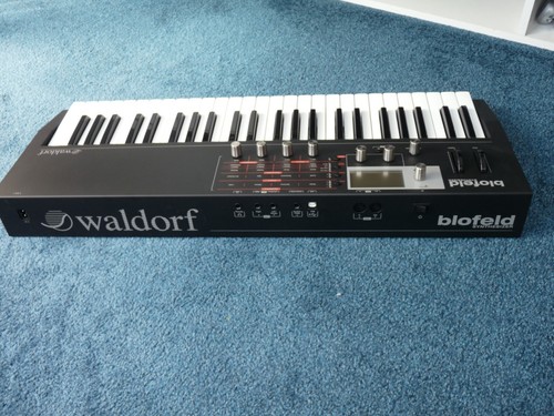 Waldorf Blofeld Keyboard, black. Gary Numan Vox Humana installed in sample area - Picture 5 of 11