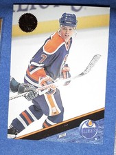 1993-94 Leaf Oilers Hockey Card #382 Jason Arnott Rookie RC. rookie card picture