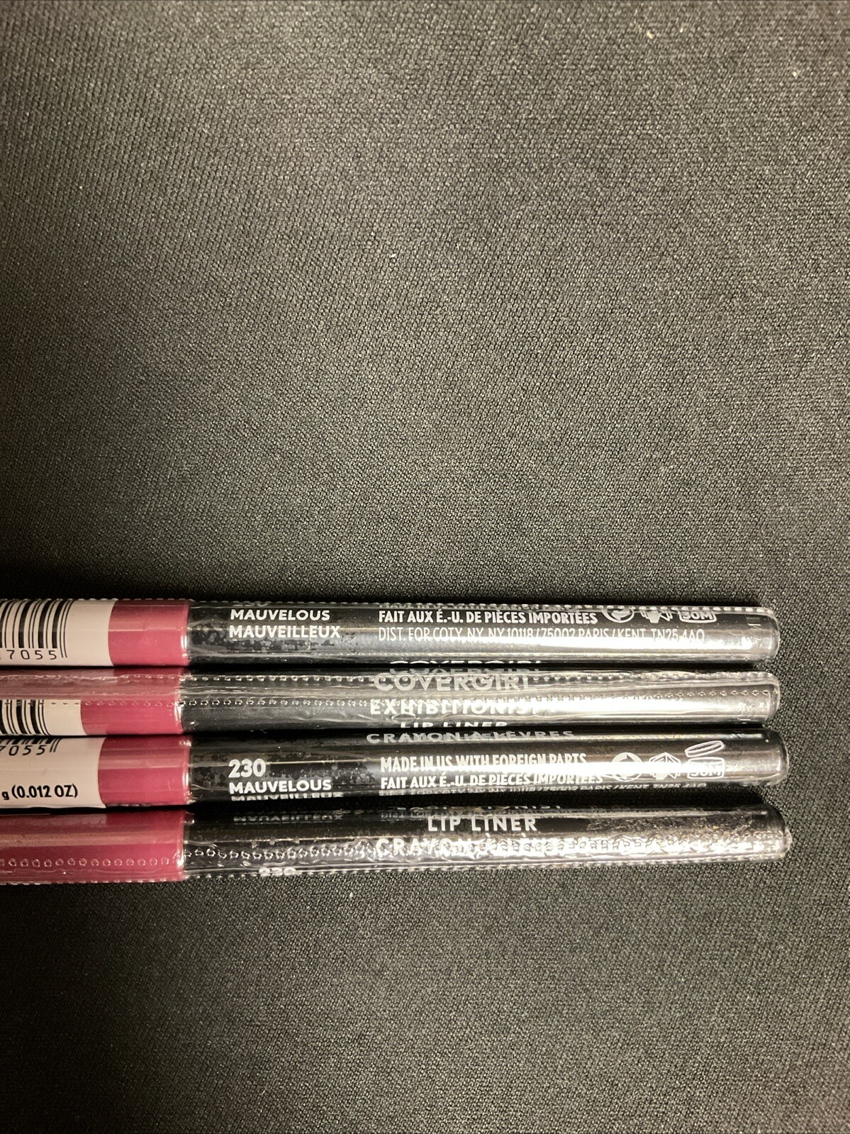 Lot Of 4 COVERGIRL - Exhibitionist Lip Liner Pencil 230 Mauvlous
