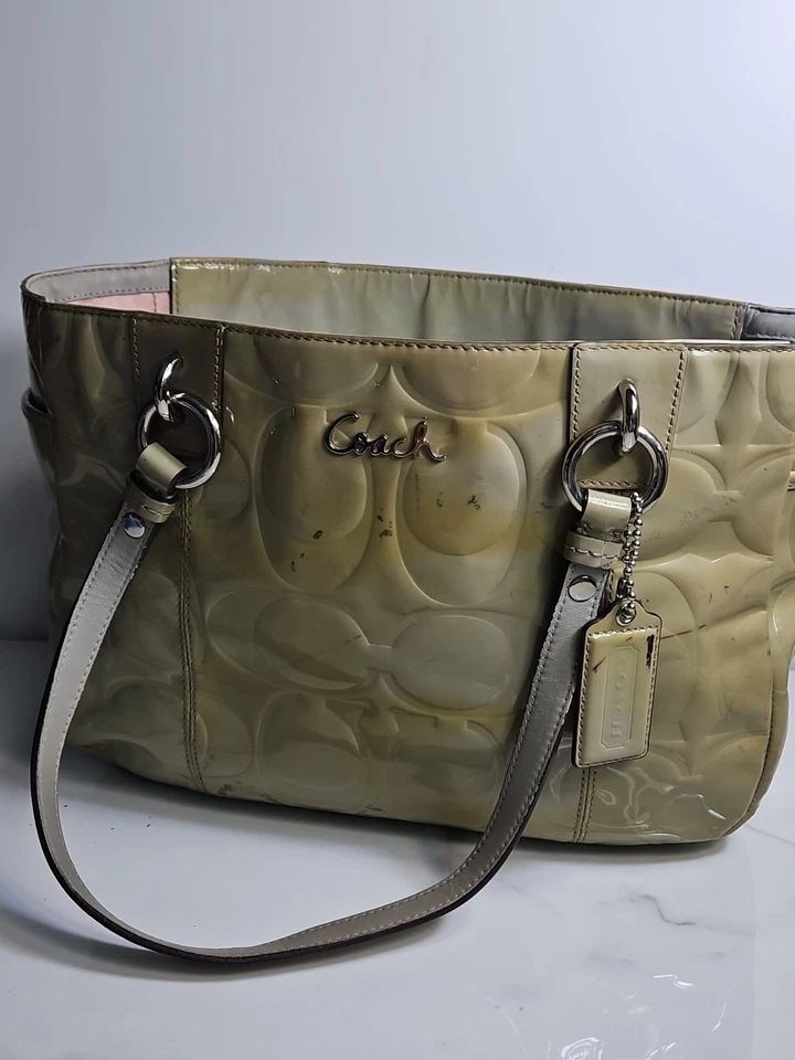 Coach Gallery Embossed Patent Leather Khaki Gray Shoulder Bag 13x9x4" - Image 2 of 4