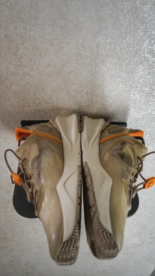 Zapatillas Hombre Fendi Flow Talla 7 UK / 41 EU / 8 US / 7 AU – Beige y Naranja Foto 3 de 4