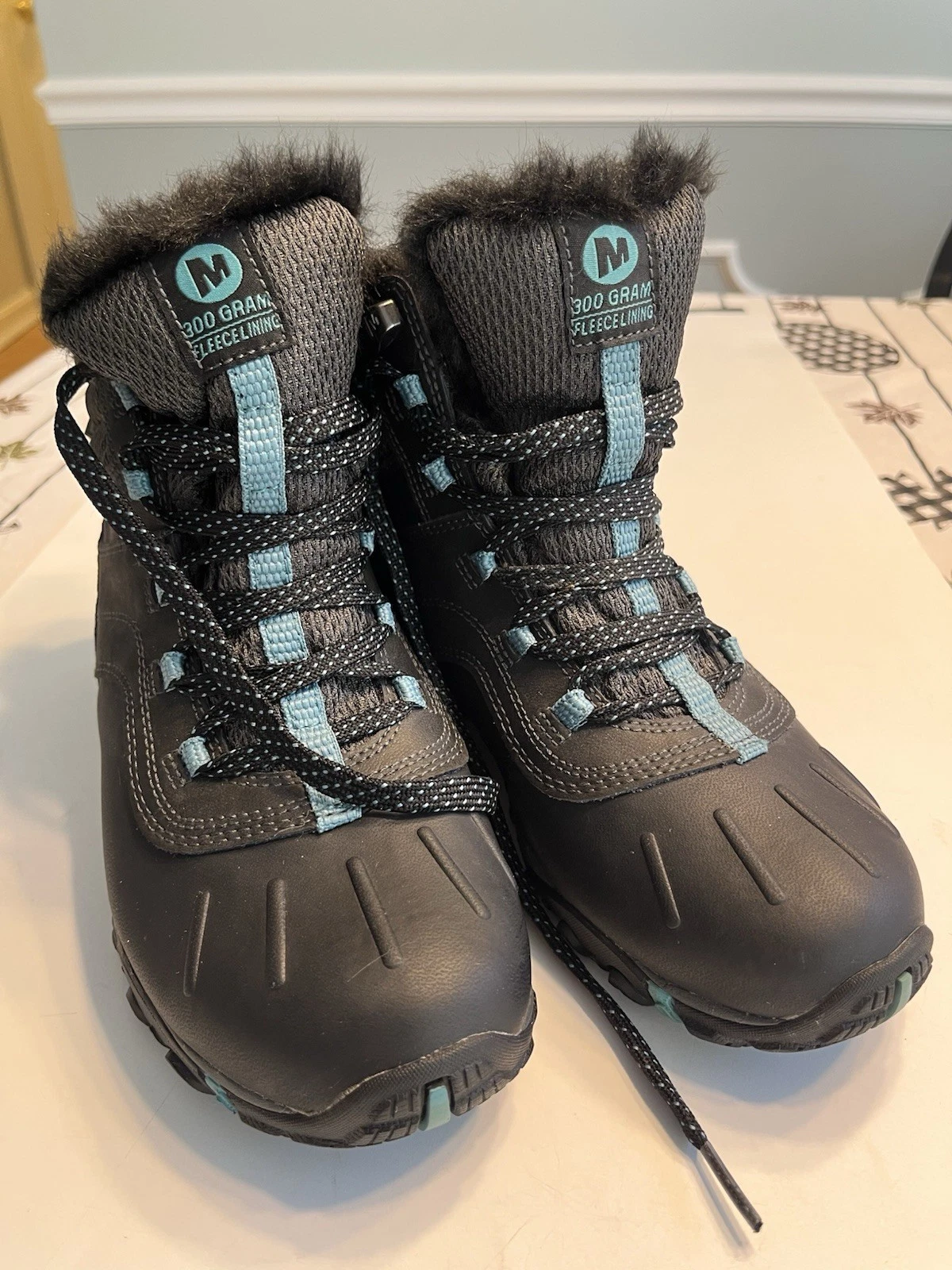 Merrell Atmos Mid 300 Gram Fleece Lined Hiking Boots Black/Brittany Blue Size 6