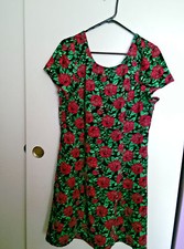 FOREVER 21 2X PLUS SIZE FLORAL DRESS SHORT SLEEVE 1/2 LENGTH BACK-ZIP CHRISTMAS