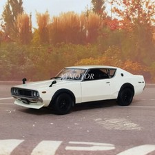 Kyosho 1:18 Nissan Skyline GT-R KPGC110 Diecast model Car Gifts Toy White/Silver