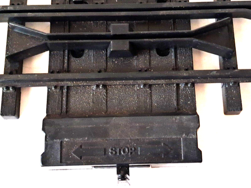 1986 Holiday Musical Train Track G Scale 4 Pieces Curves & Straight Stop READ - Picture 3 of 5