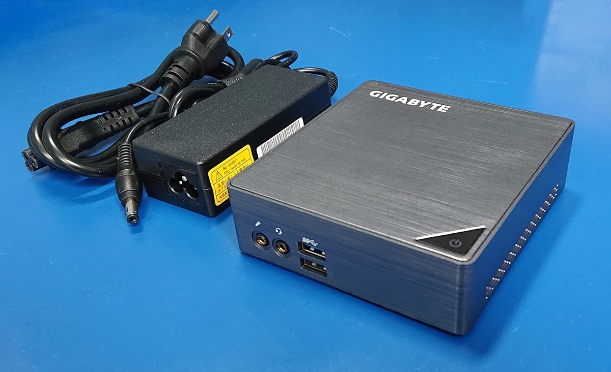 GIGABYTE Gigabyte Brix HDMI SSD (Solid State Drive) PC Desktops