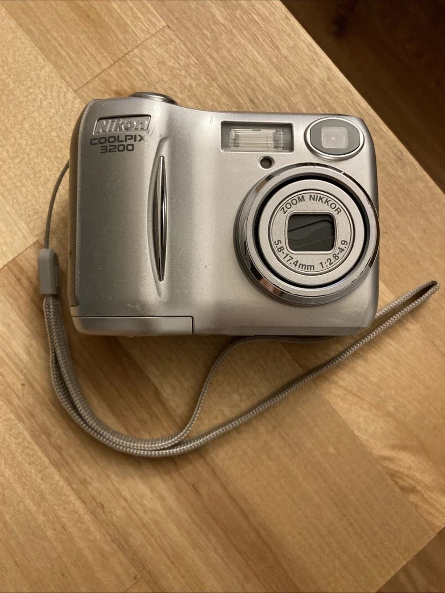 Nikon COOLPIX Digital Cameras 3-4.9 MP Maximum Resolution for Sale