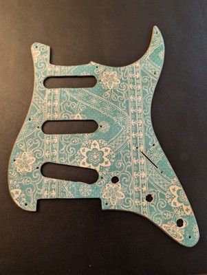 US Fender Stratocaster Strat Guitar Pickguard Custom Design 11 Hole SSS Lacquer 