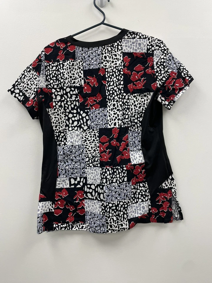 White Cross Women’s Scrubs Size Medium - Image 2 of 4