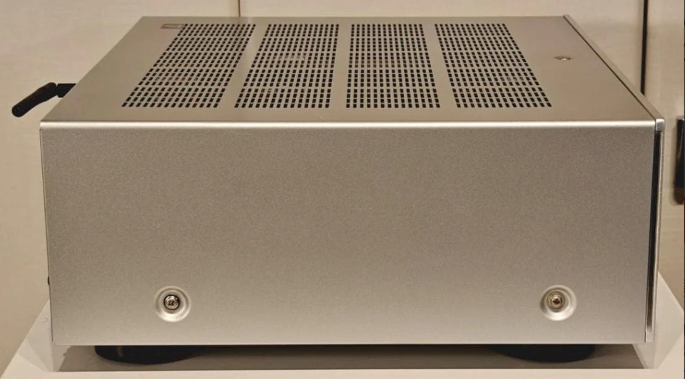 YAMAHA R-N803 NETWORK RECEIVER 120W+120W 6Ω Silver AC100V 50/60Hz 250W - Image 4 of 4