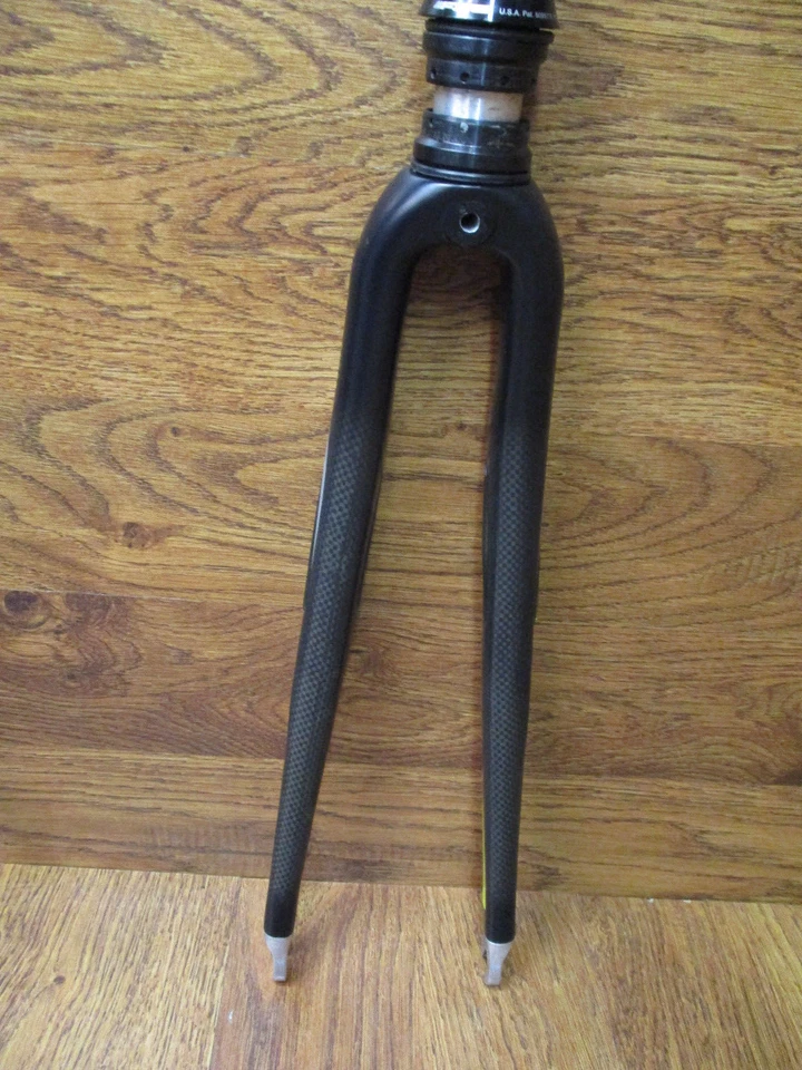 SPECIALIZED CARBON 3 ZERTZ 1 1/8 x 8 1/2" STRAIGHT THREADLESS 700C FORK HEAD SET - Image 2 of 4