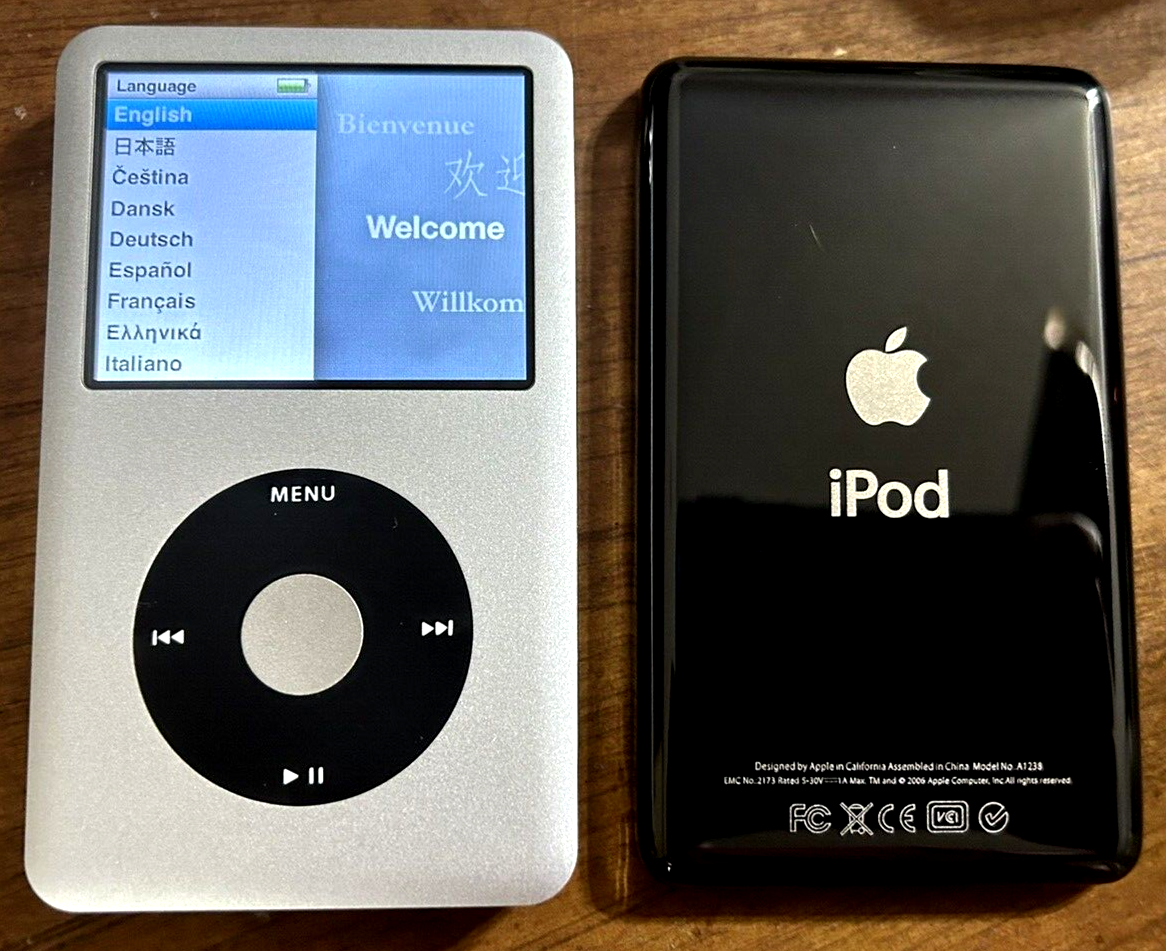 Apple IPOD CLASSIC 7th Generation 128GB MP3 Silver Mega Battery
