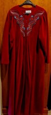 Vtg Vanity Fair Velour Embroidered Zip Front Maroon Color Robe Pockets Medium