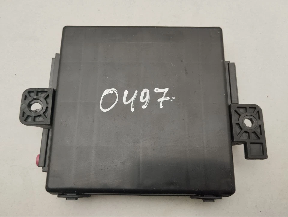 Control unit for access and start authorisation (kessy) Dodge DURANGO 2015 68240 - Image 4 of 4