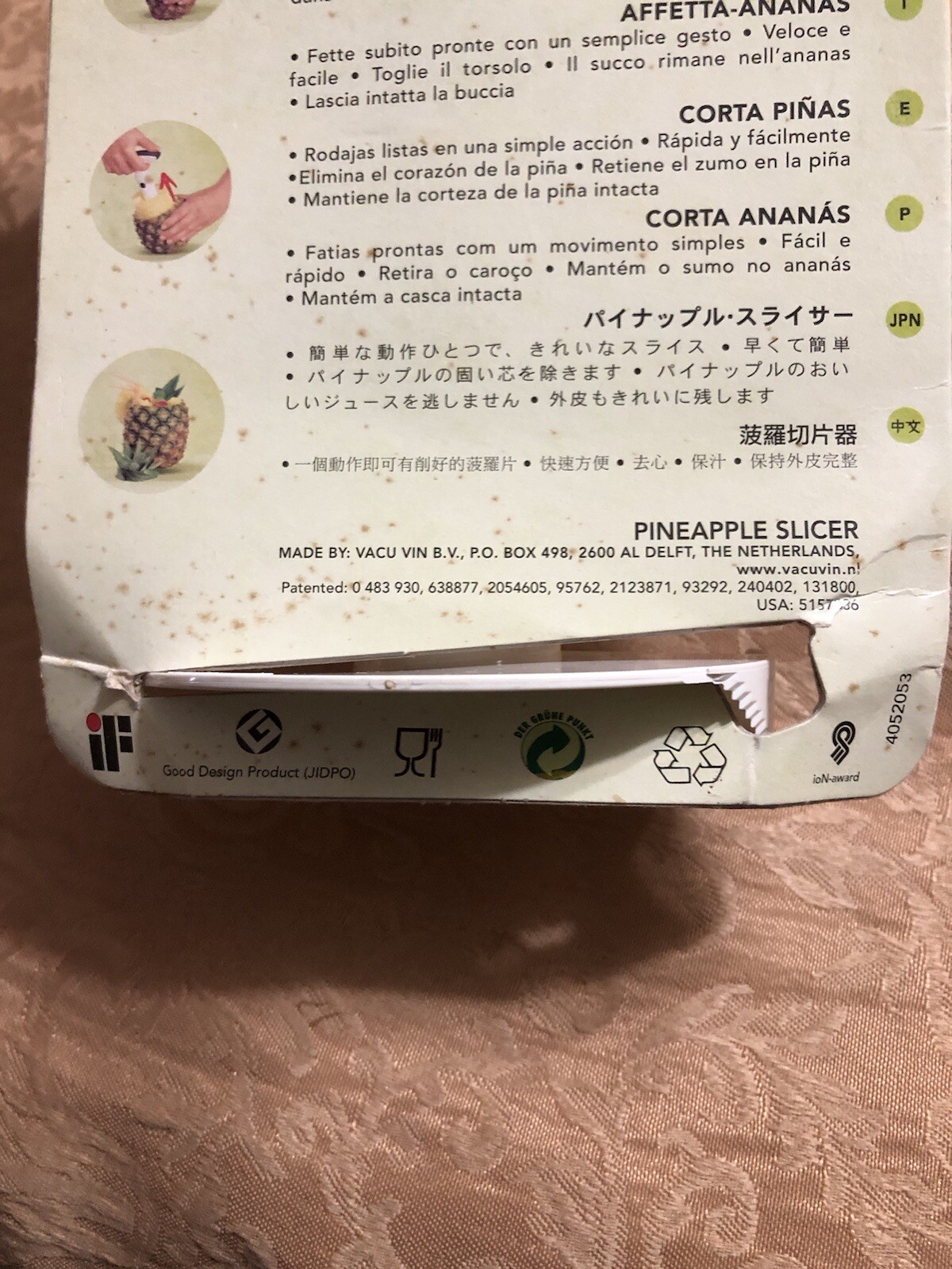 Vancuvin Innovations Pineapple Slicer Cores & Quick & Easy