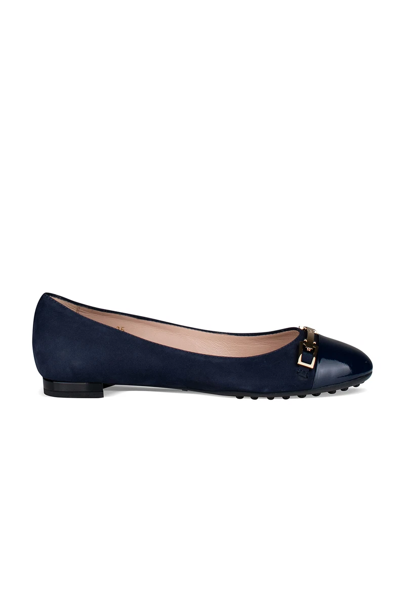 Ballerines Tod’s En Cuir Gris Taille 37 - Plat Confortable, Style Italien, Occasion En Bon état
