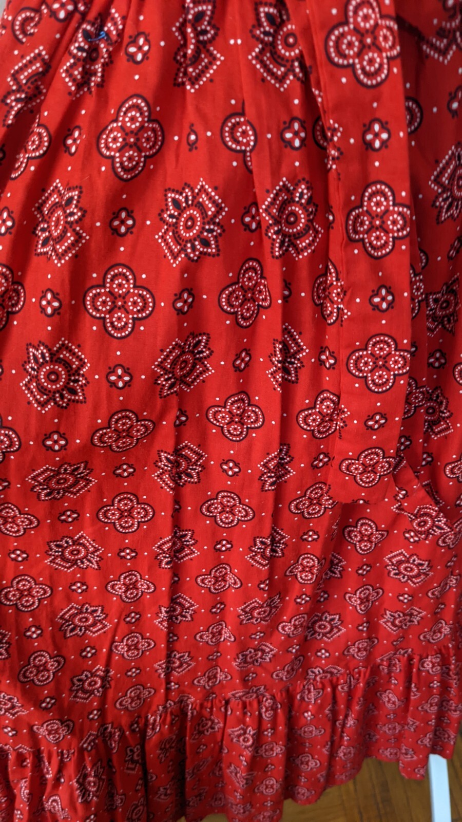 Vintage 70s Cottagecore Red Bandana Prairie Sun Dress… Gem