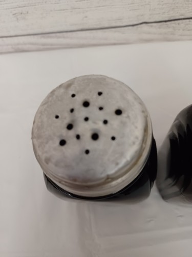 Vintage Deco McKee Glass Roman Arches Black Glass Salt Pepper Shaker c.1935 - Picture 16 of 17