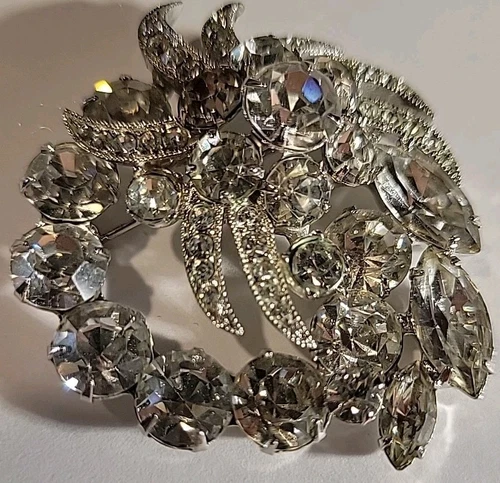GENUINE EISENBERG ICE CO. Clear Crystal and Silver BROOCH Vintage 1949 - 1958