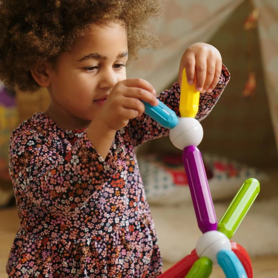 SmartMax Magnetic Building Blocks STEM Set for Kids Ages 3 Plus 30 Pieces - Image 2 of 4