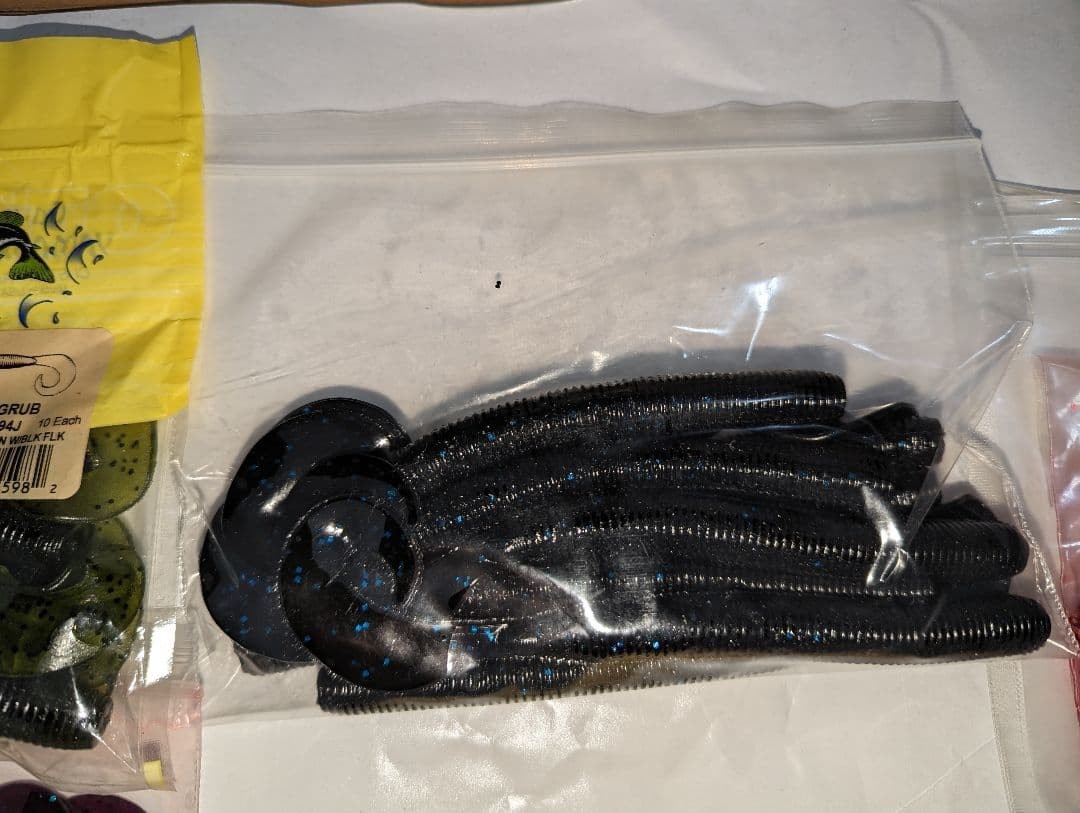 15-bag set of Gary Yamamoto creature baits, craw-type worms, and grub-type - Image 3