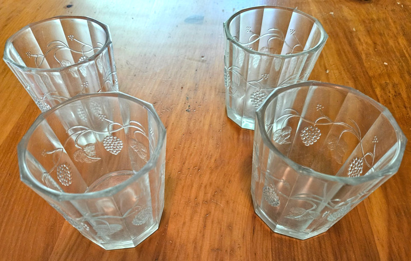 4 juice glasses 8 Oz. Paneled Vintage with grapes and vines marked A M M