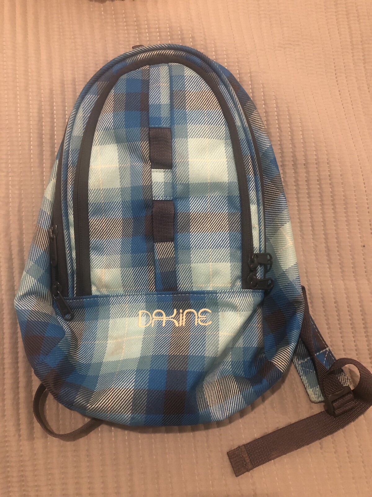 Picture 1 of 4