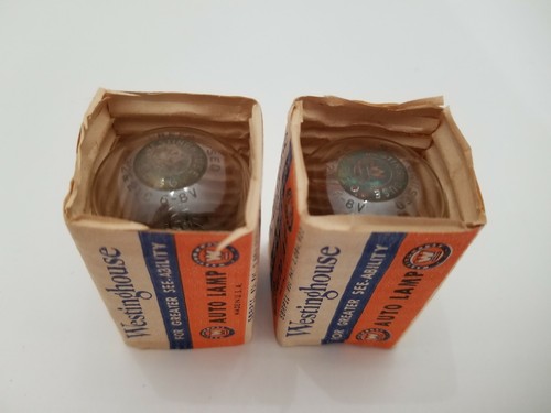 2 Tested Vintage 2320 Westinghouse Headlight Bulbs 6-8 Volts Original Package - Picture 4 of 4
