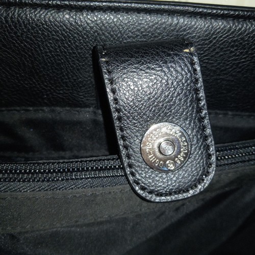 WOMEN'S NINE WEST BLACK & WHITE CHAIN SHOULDER OR HAND BAG PURSE - Picture 14 of 23