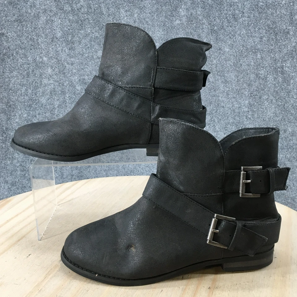 Botas para mujer 7 Kenna botín al tobillo gris imitación cuero hebilla punta almendra sin clasificación Foto 2 de 4