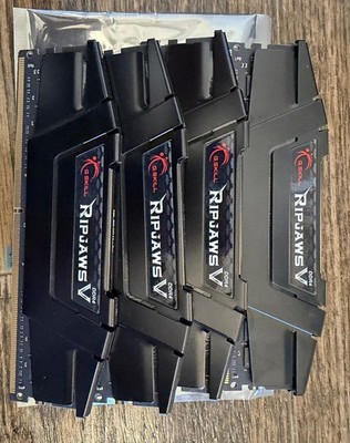 G.SKILL Ripjaws V DDR4-3200 64GB (16GBx4)