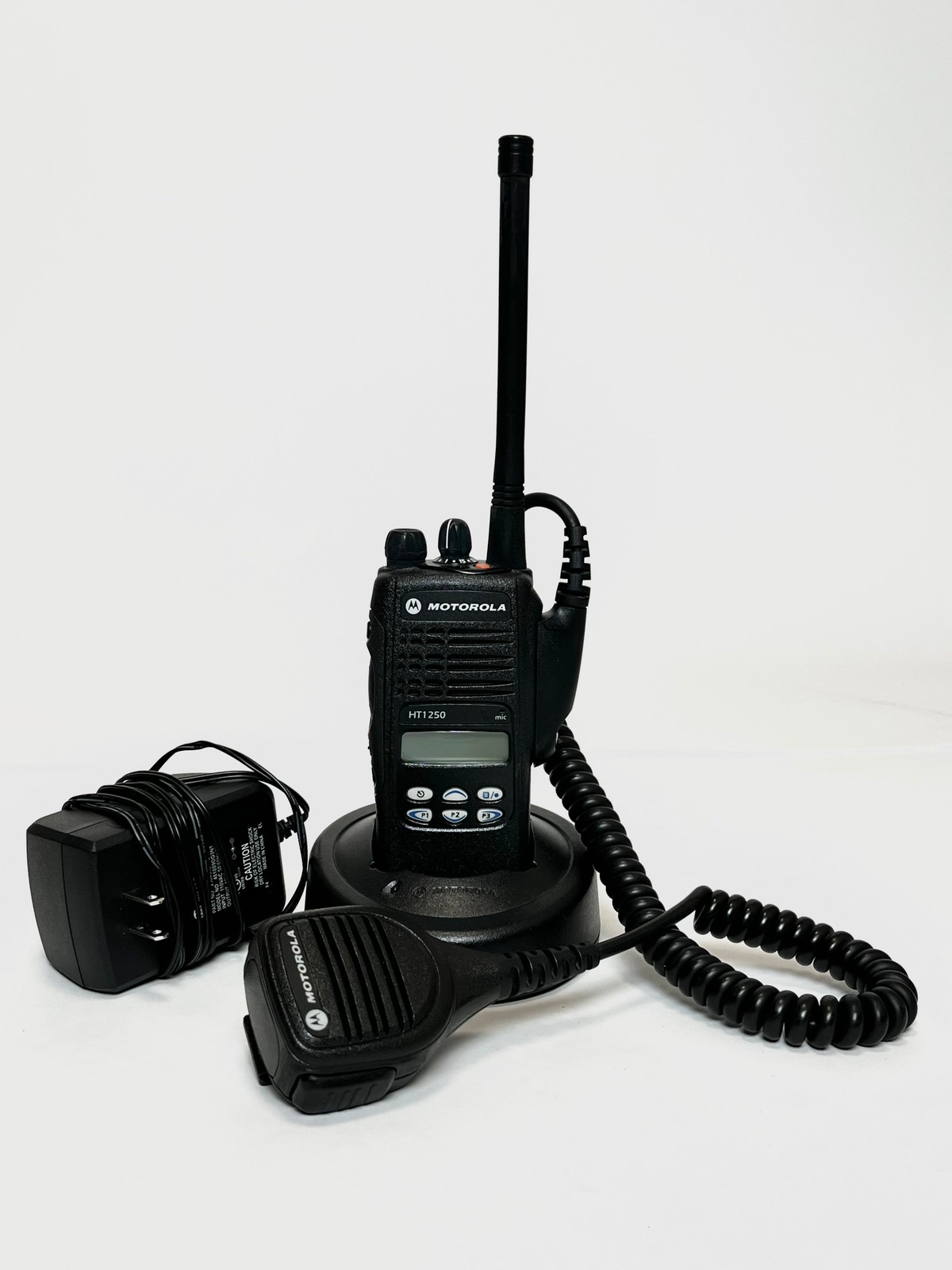 Motorola HT1250 136-174 MHz VHF Two Way Radio, Charger, Clip, Lapel Mic