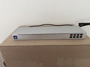 Ubiquiti Networks UniFi USW 8-Port 10G SFP+ Ethernet Switch Fully Managed