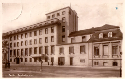 Postcard Berlin, new Reich Chancellery, Wilhelmstraße, bicycle on balcony 1930s
