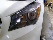 Used Left Headlight Assembly fits: 2014 Mercedes-benz Mercedes cla-class 117 Typ