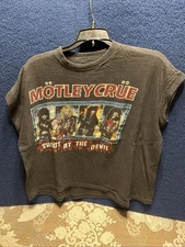 Original Vintage Motley Crue Shout At The Devil Tour T-Shirt 1980’s Size Large!!