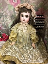 JUMEAU No. 11 Jumeau Bisque Doll with a striking face #QY3N8S