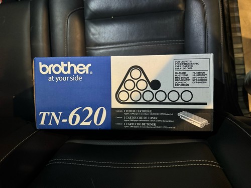 Brother TN620 Toner Cartridge, Black - 第 1/1 張圖片