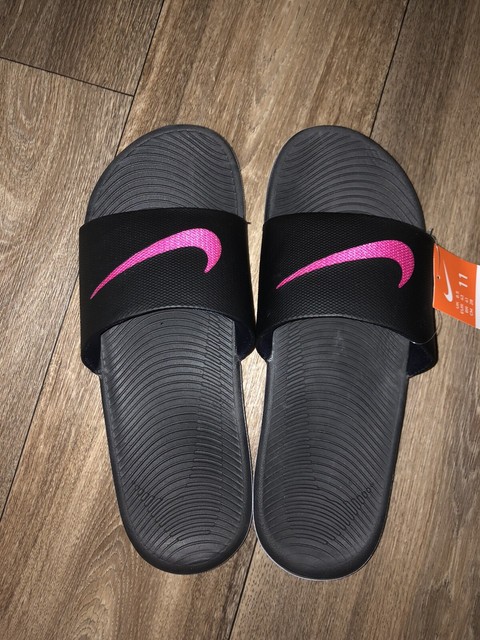 hot pink nike sandals