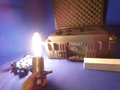 Chimera Triolet Flood Light w/Speed Ring, Pelican 1550 Case w/Custom Foam - 第 13/16 張圖片
