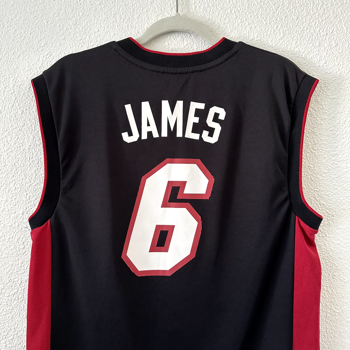 希少！NBA アディダス レブロンジェームズ　Miami Heat 6 Youth Large- Lebron James Miami Heat Jersey #6 Sleeveless