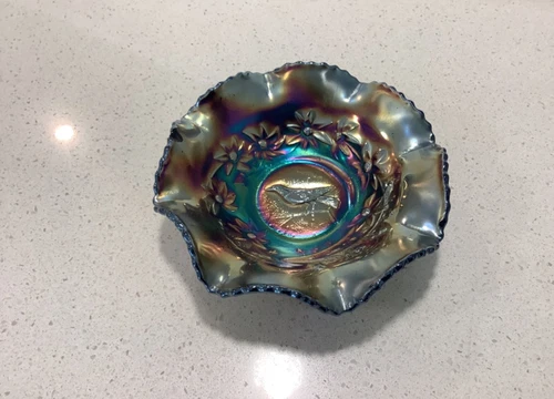 CARNIVAL GLASS DARK AMETHYST MAGPIE NAPPY BOWL